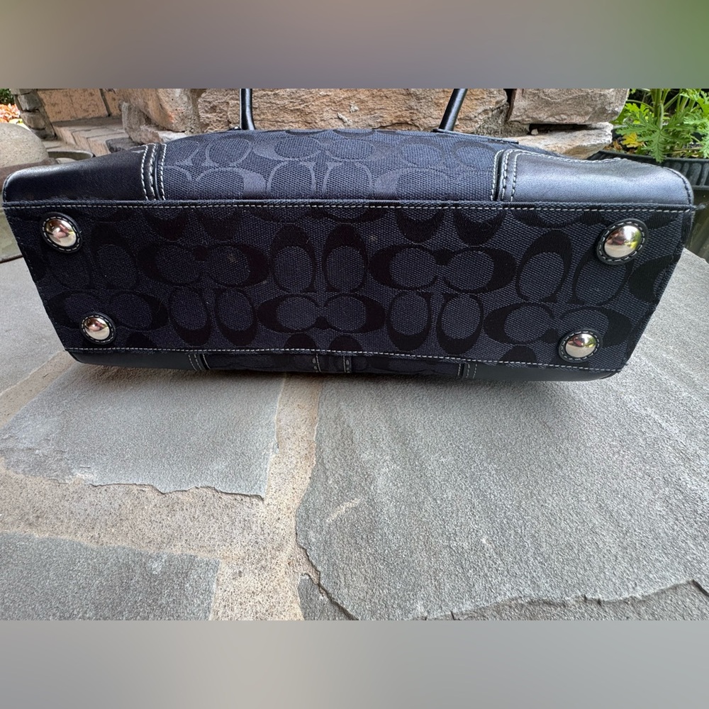 💫Coach Black Satchel Bag with Structured Design💫 - Picture 7 of 7